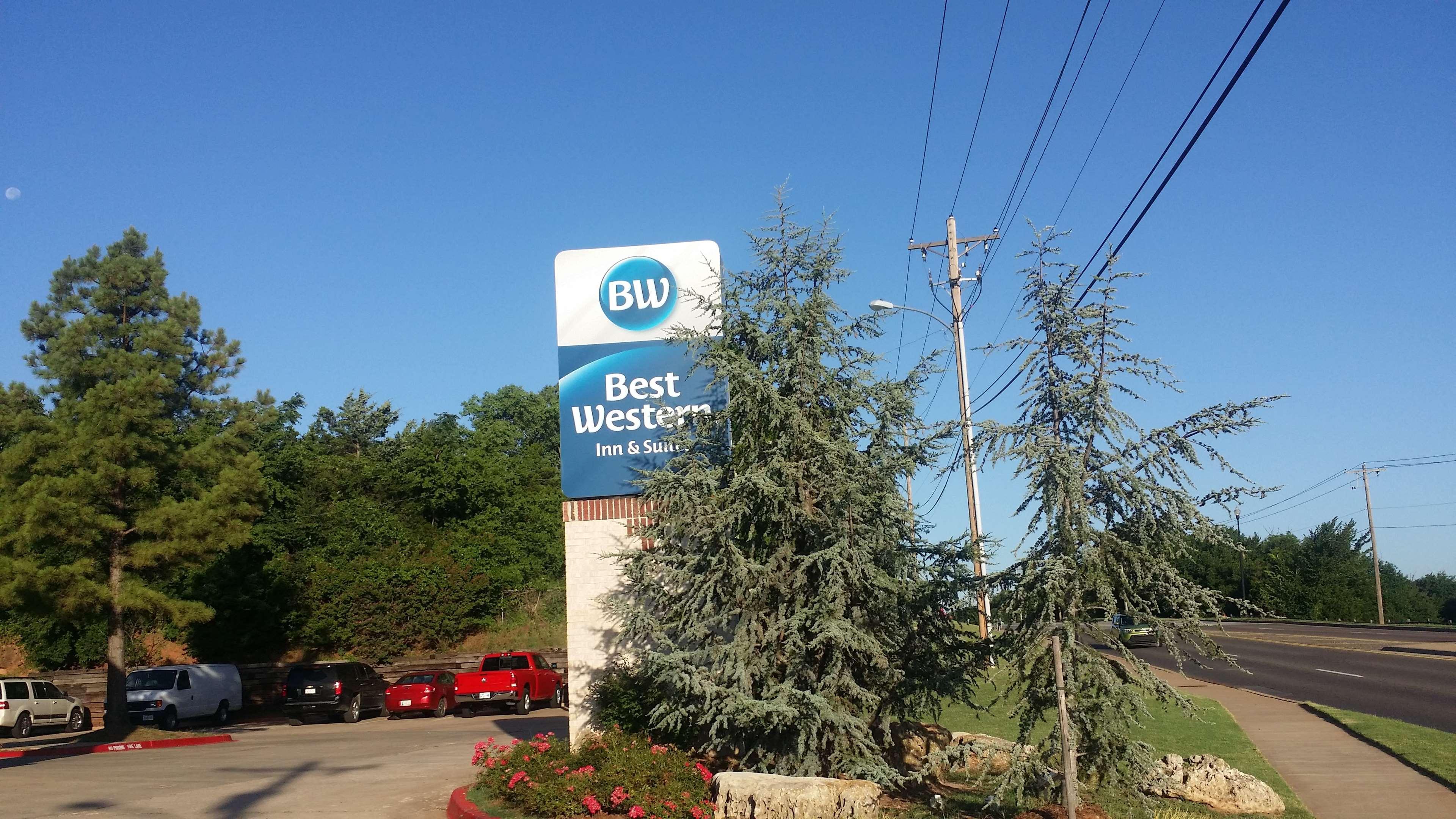 Surestay Plus By Best Western Edmond Ngoại thất bức ảnh